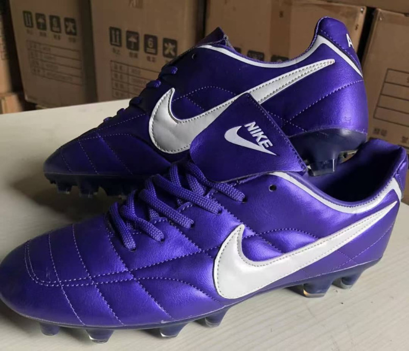 Crampons Nike 2 Purple 41
