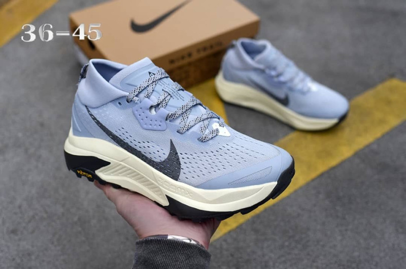 Nike ACG Zegama Morning 44
