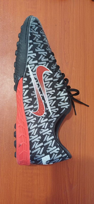 Nike Turf 2 Grey roge 44