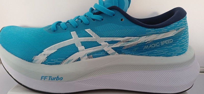Asics Sky Blue 44